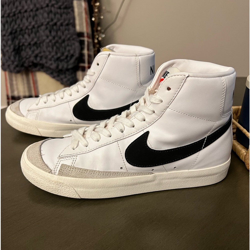 Nike blazer mid